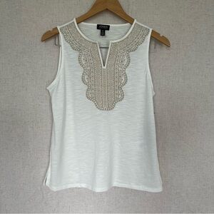 Jones NY embroidered top
